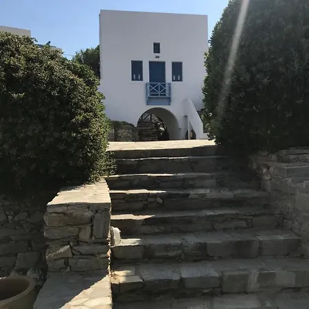 Apart Otel Iliopetra Chrisi Akti (Paros)