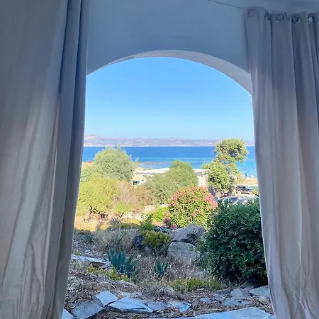 Apartahotel Iliopetra 3*