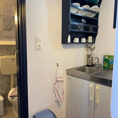 Iliopetra Apartahotel