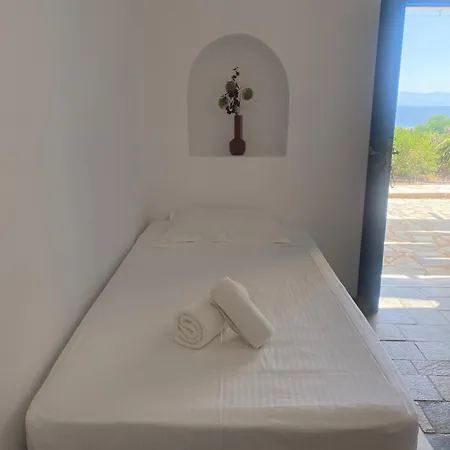 Apart Otel Iliopetra Chrisi Akti (Paros)