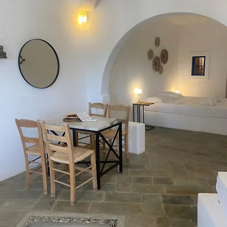 Iliopetra Apart Otel *