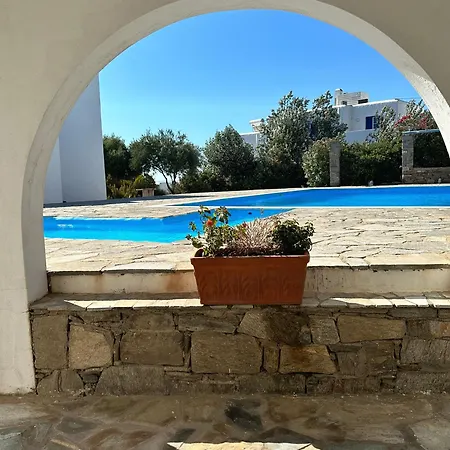 Iliopetra Apart Otel