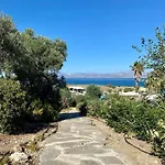 Iliopetra Apart Otel
