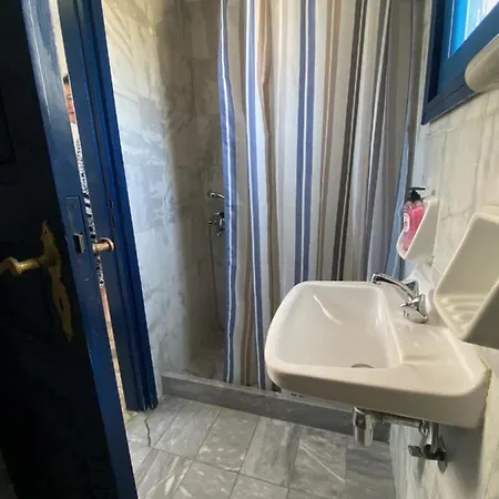 Iliopetra Aparthotel