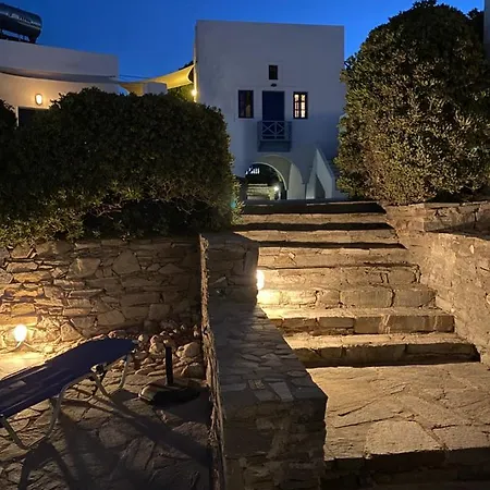 Iliopetra Aparthotel 3*