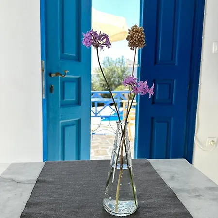 Iliopetra Aparthotel