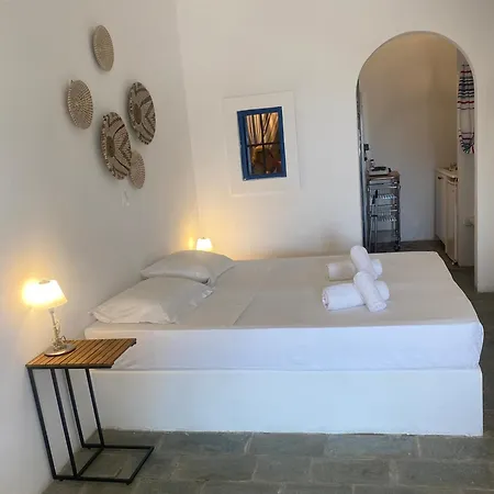 Iliopetra Aparthotel