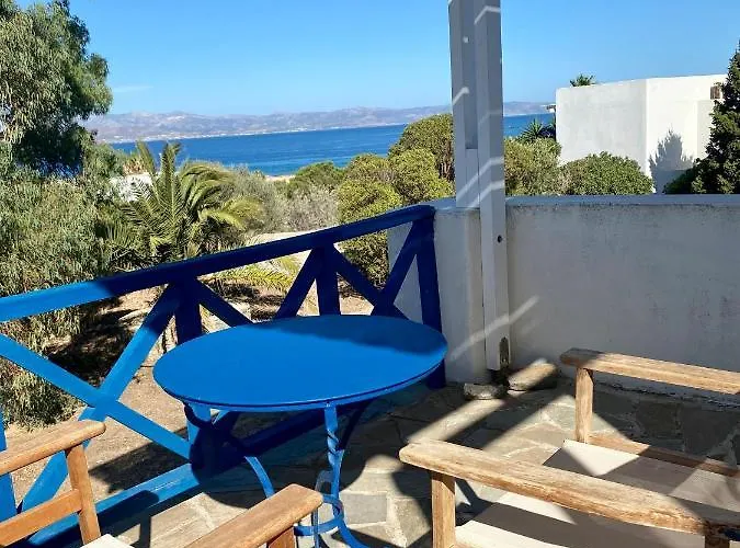 מלון דירות Iliopetra 3*