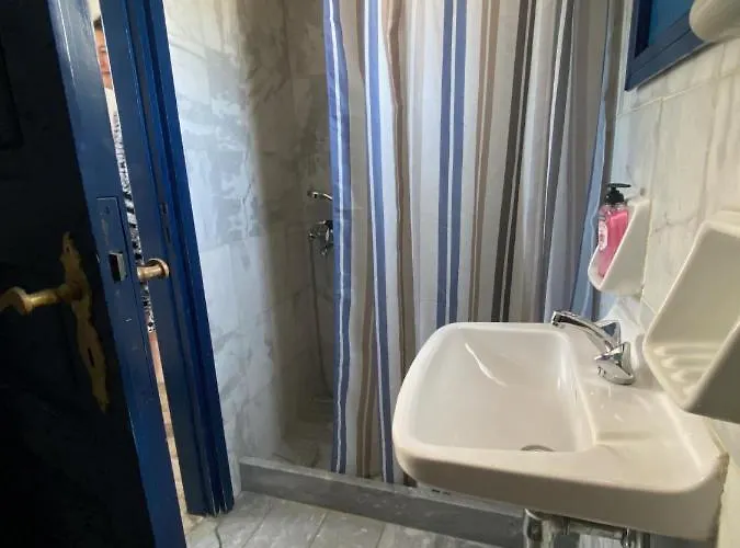 Iliopetra מלון דירות