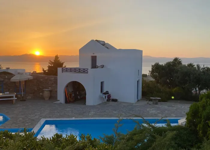 מלון דירות Iliopetra 3*