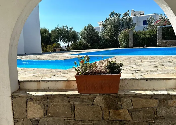 Iliopetra מלון דירות